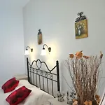 Magic Land Apartment Plaka (Naxos)