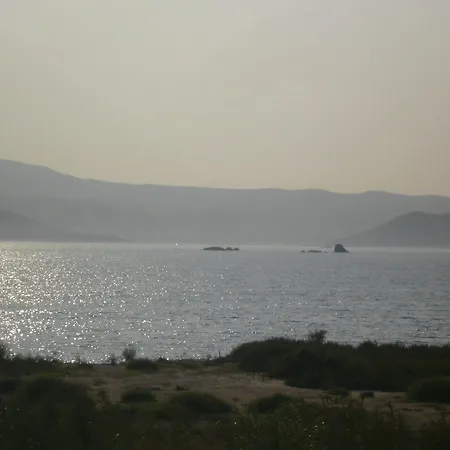 Magic Land Plaka (Naxos)